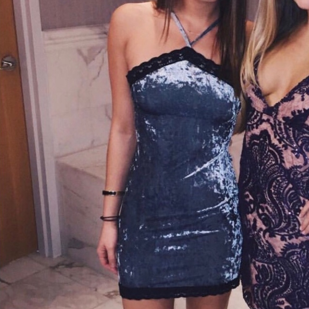 Lf velvet lace trim dress